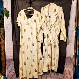Crabtree & Evelyn Green and Cream Robe Luxurious Intimates Sleepwear